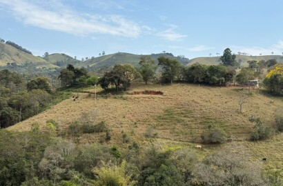 Sítio para venda em Dom Viçoso MG