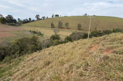 Sítio para venda em Dom Viçoso MG