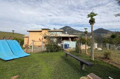 Sítio para venda em Dom Viçoso MG
