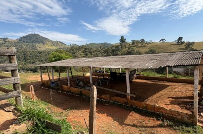 Sítio para venda em Dom Viçoso MG
