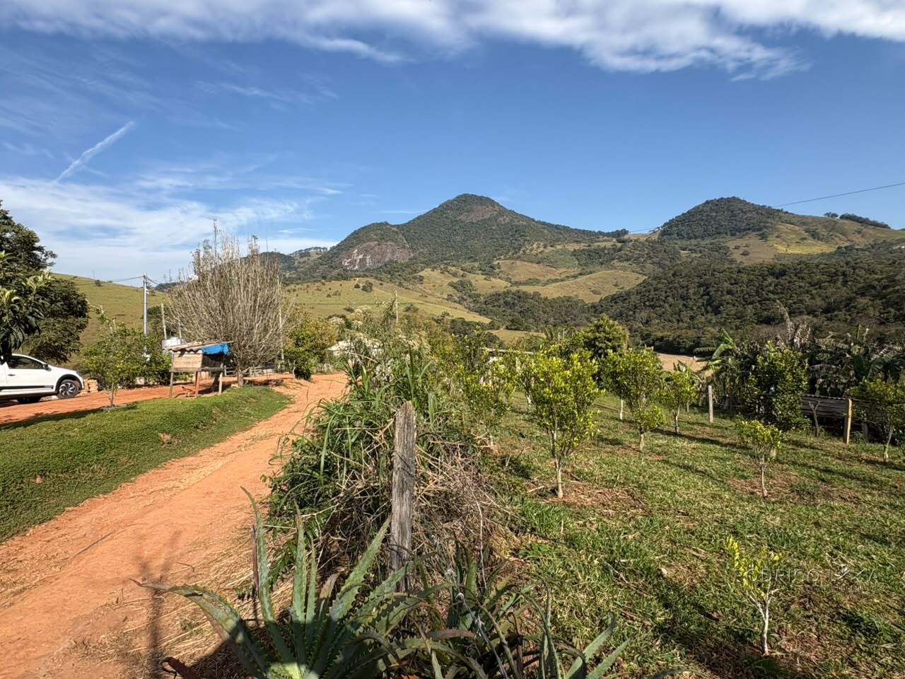 Sítio para venda em Dom Viçoso MG