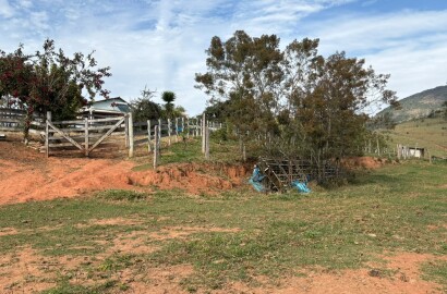 Sítio para venda em Dom Viçoso MG