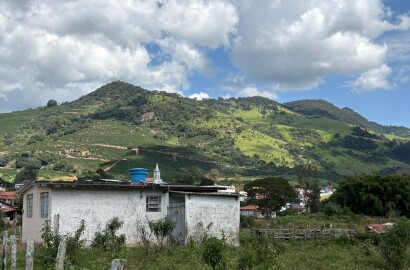 Casa para venda em Dom Viçoso MG