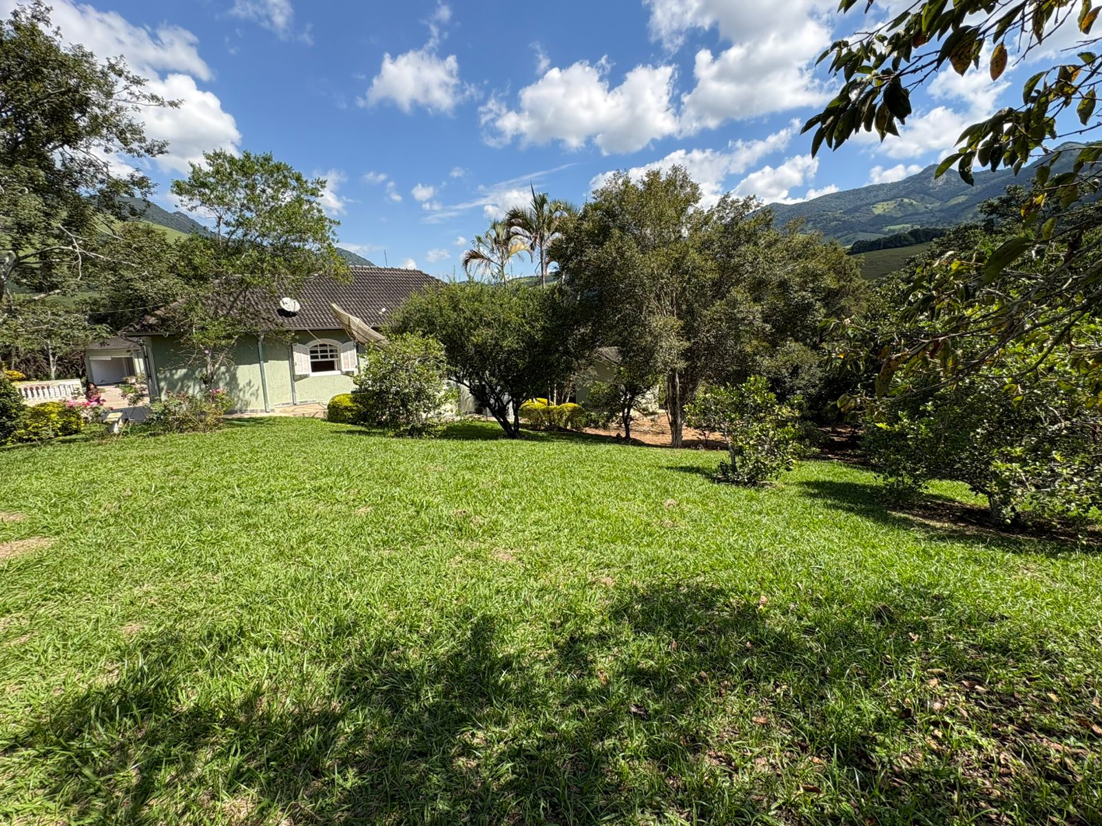 Casa para venda em Dom Viçoso MG