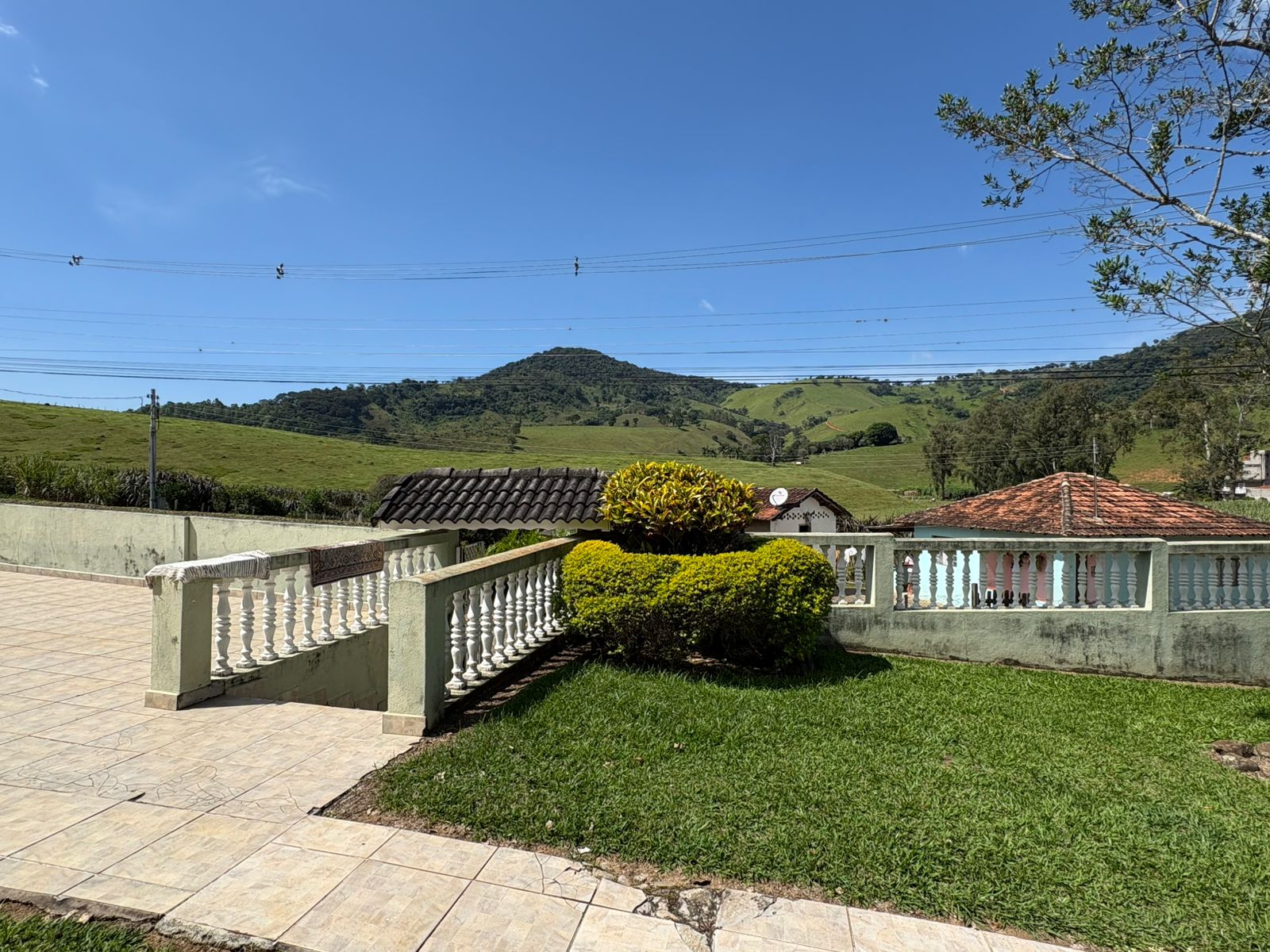 Casa para venda em Dom Viçoso MG