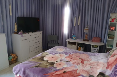 Linda casa para venda em bairro nobre de São Lourenço-MG.