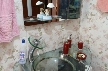 Linda casa para venda em bairro nobre de São Lourenço-MG.