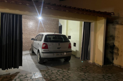 Linda casa para venda em bairro nobre de São Lourenço-MG.