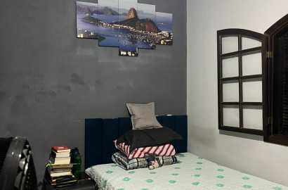 Linda casa para venda em bairro nobre de São Lourenço-MG.