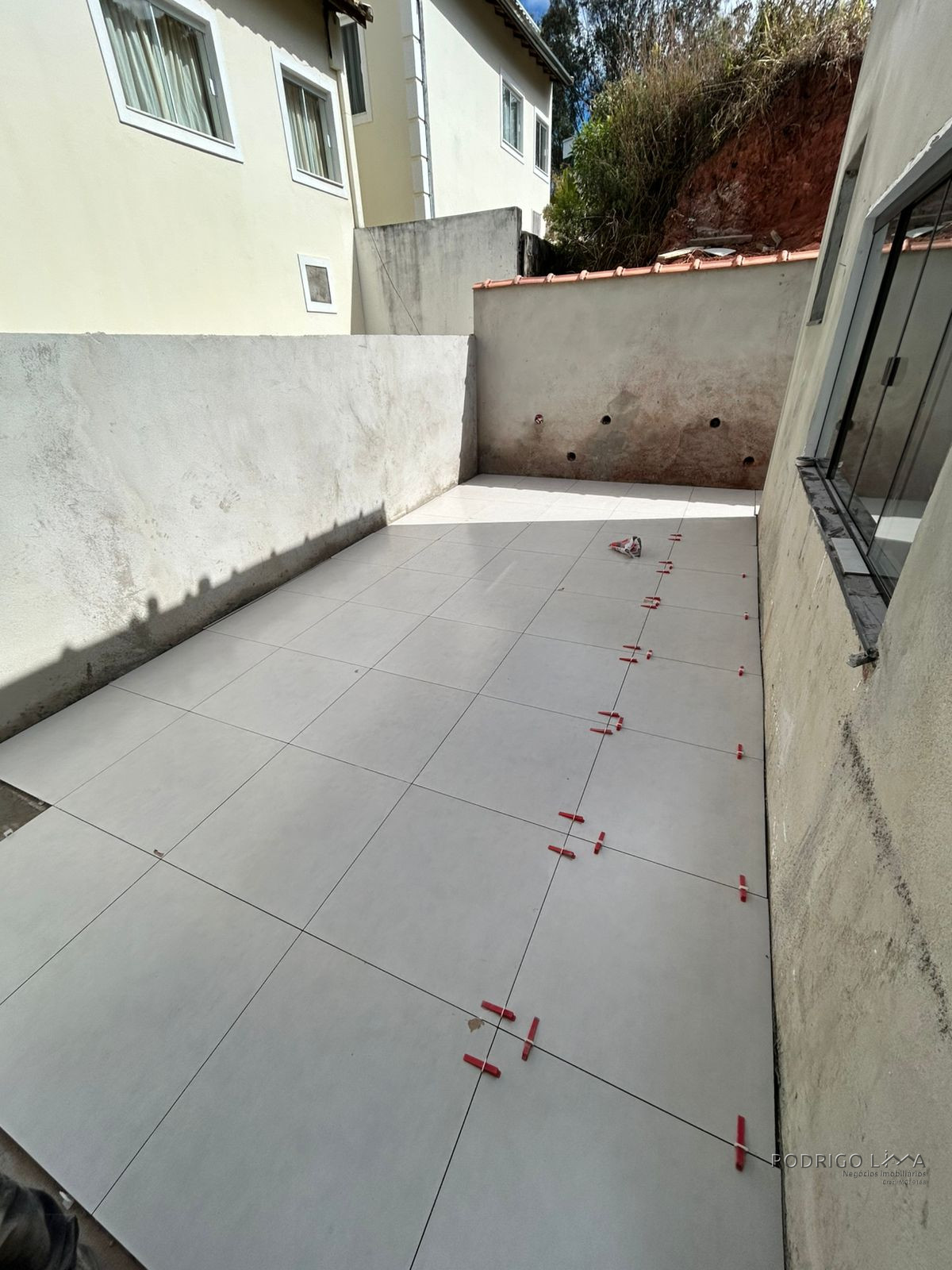 Casa em fase de acabamento para venda em São Lourenço - MG.