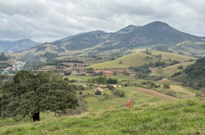 Área rural para venda em Dom Viçoso MG