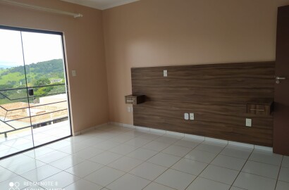 Linda casa para venda em São Lourenço - MG.