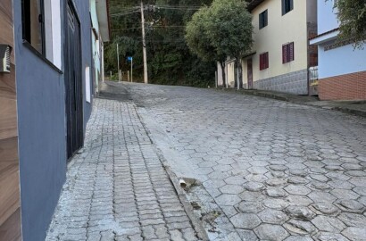 Casa + Kitnet para venda em Carmo de Minas MG