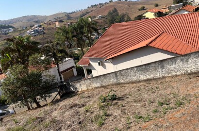 Lote para venda em São Lourenço - MG.