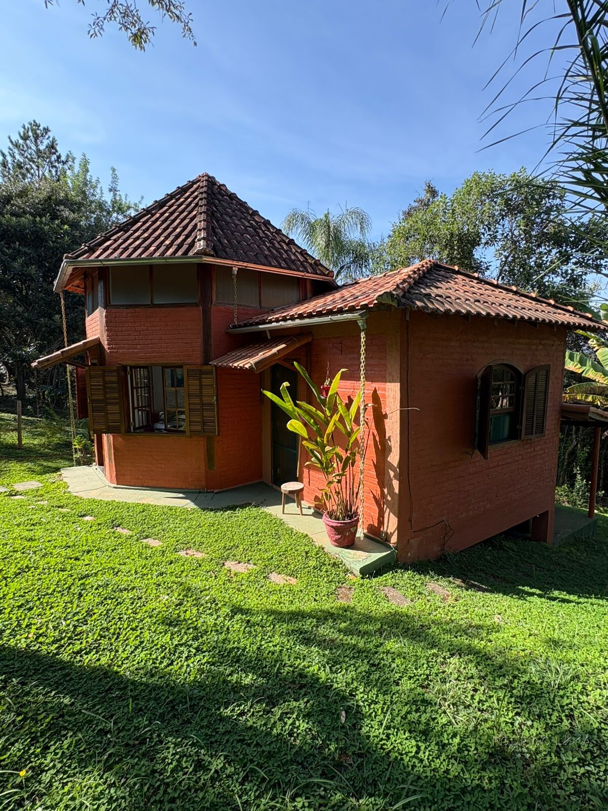 Lindo chalé para venda próximo a São Lourenço MG