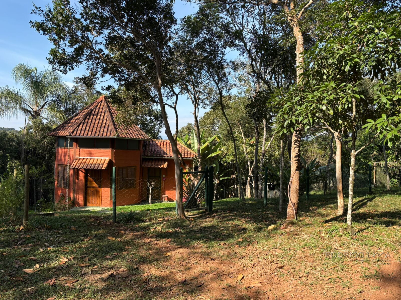 Lindo chalé para venda próximo a São Lourenço MG