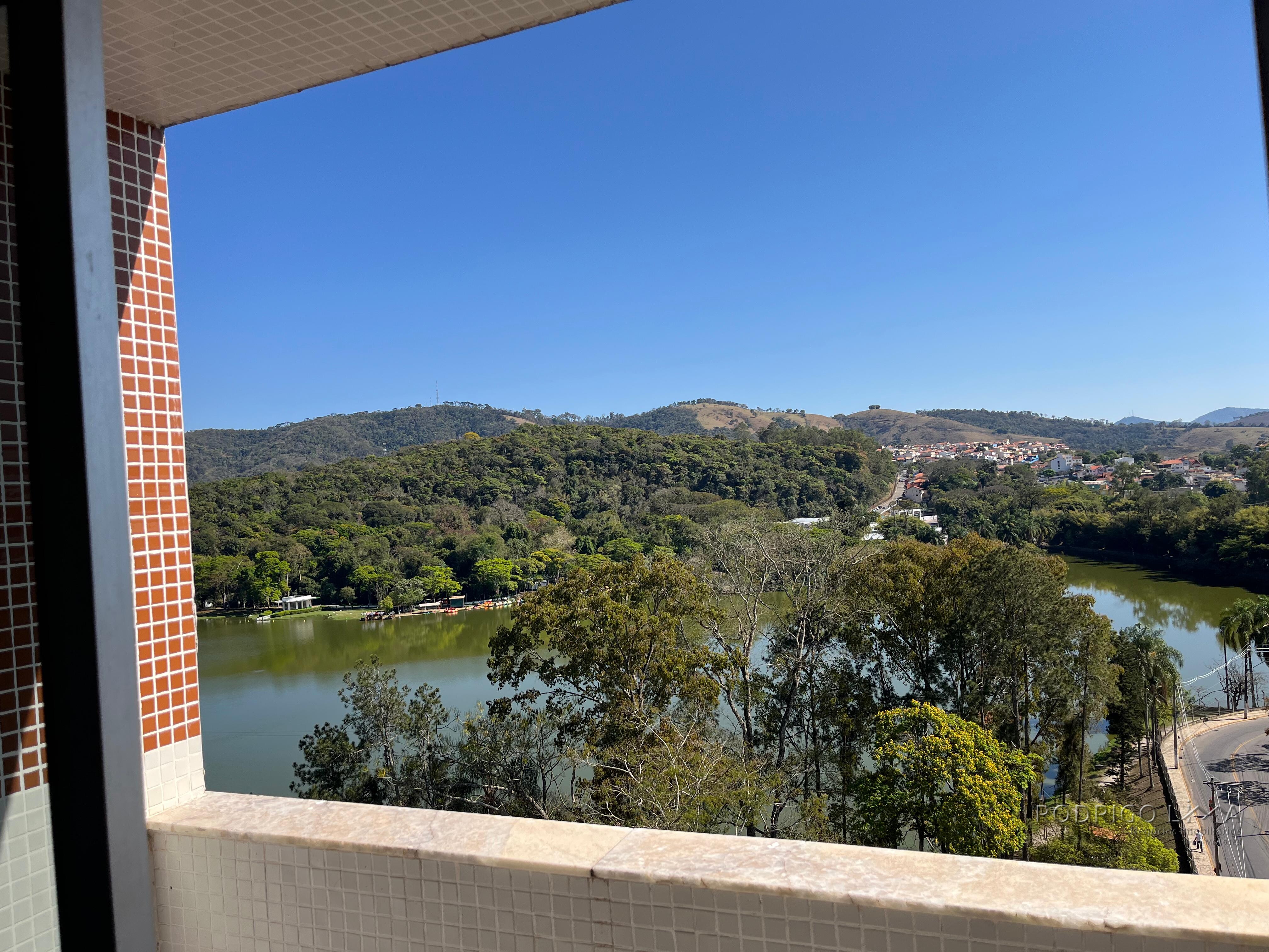 Apartamento com vista exuberante para venda em São Lourenço MG