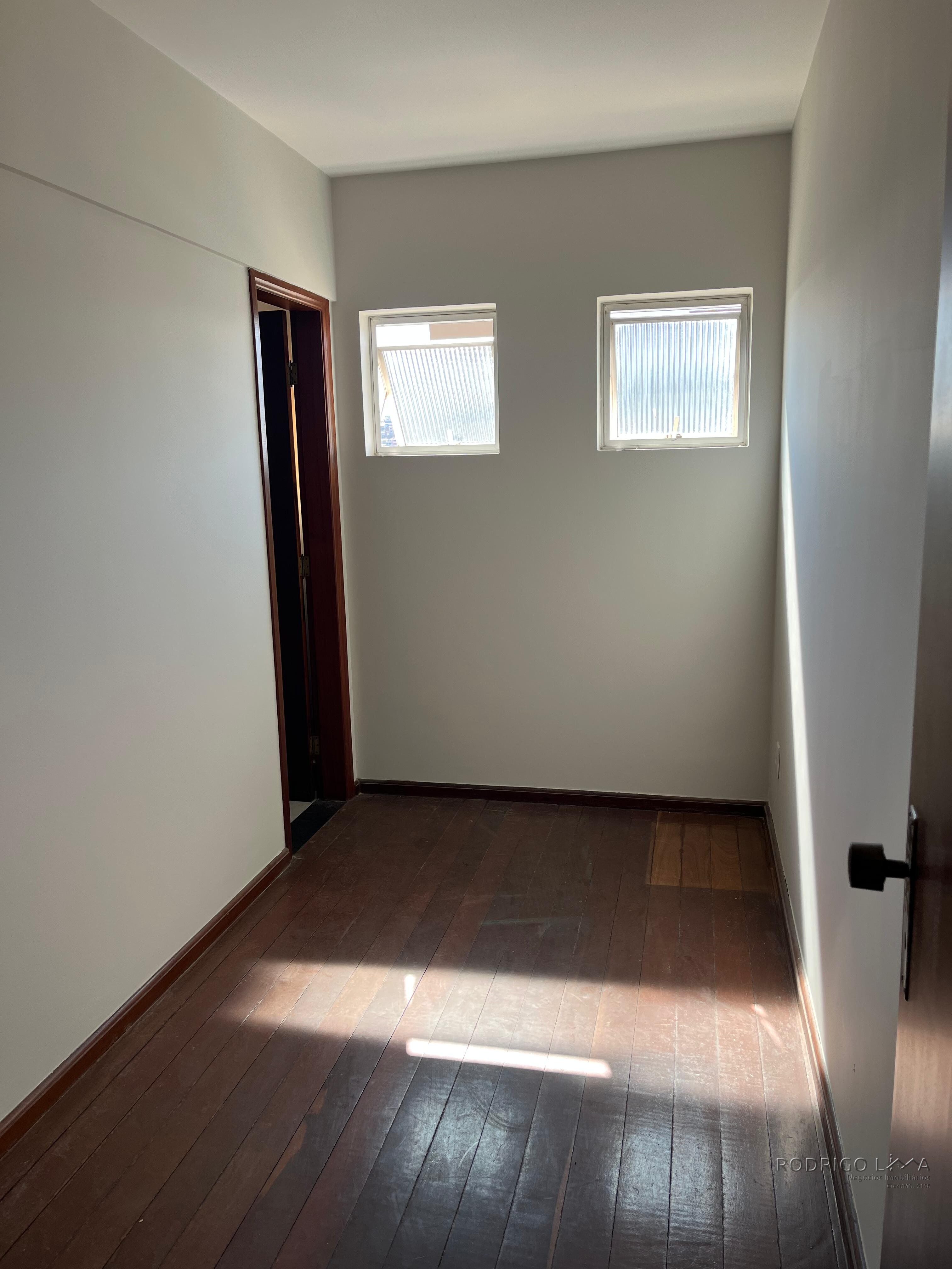 Apartamento com vista exuberante para venda em São Lourenço MG