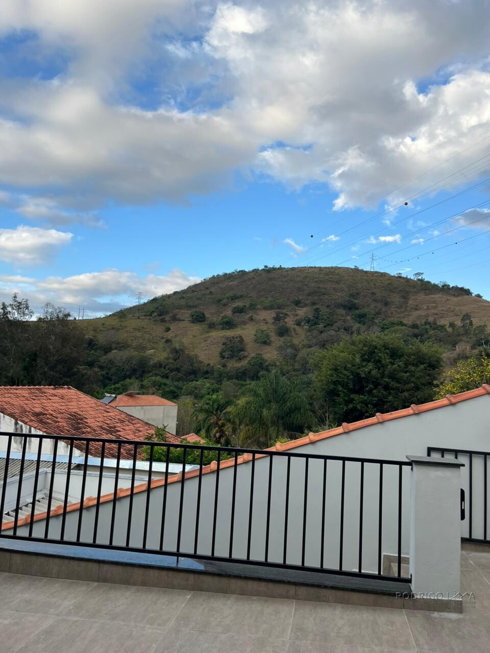Casa para venda em São Lourenço - MG.
