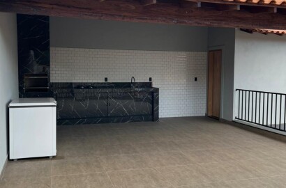 Casa para venda em São Lourenço - MG.
