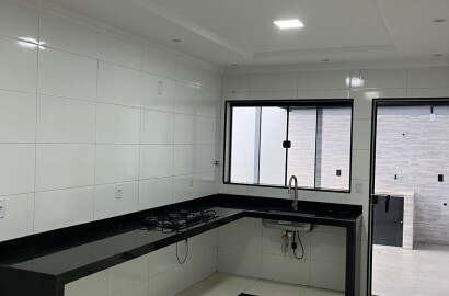 Casa para venda em São Lourenço - MG.