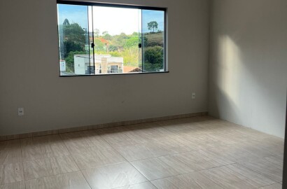 Casa para venda em São Lourenço - MG.