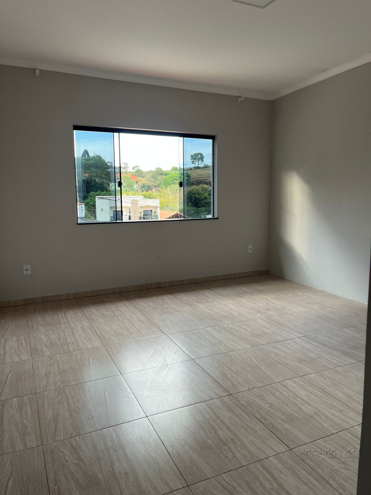 Casa para venda em São Lourenço - MG.