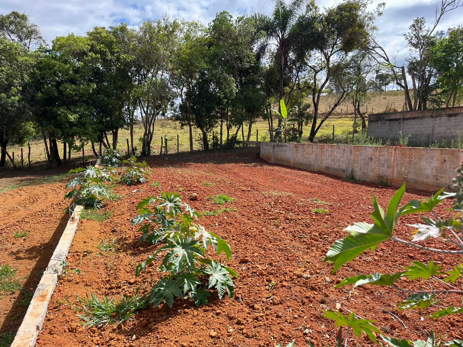 Lotes para venda no bairro dos Campos em Carmo de Minas - MG.