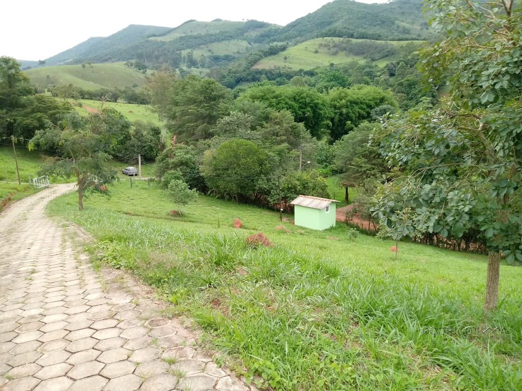 Lindo sítio para venda próximo a São Lourenço MG.
