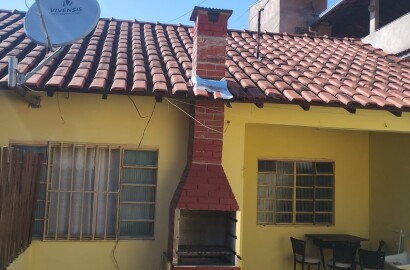 Casa para venda em São Lourenço MG.