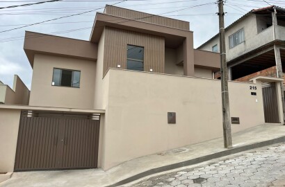 Linda casa pra venda em São Lourenço MG