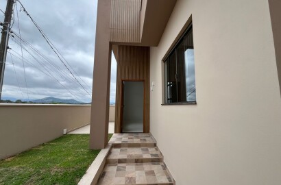 Linda casa pra venda em São Lourenço MG