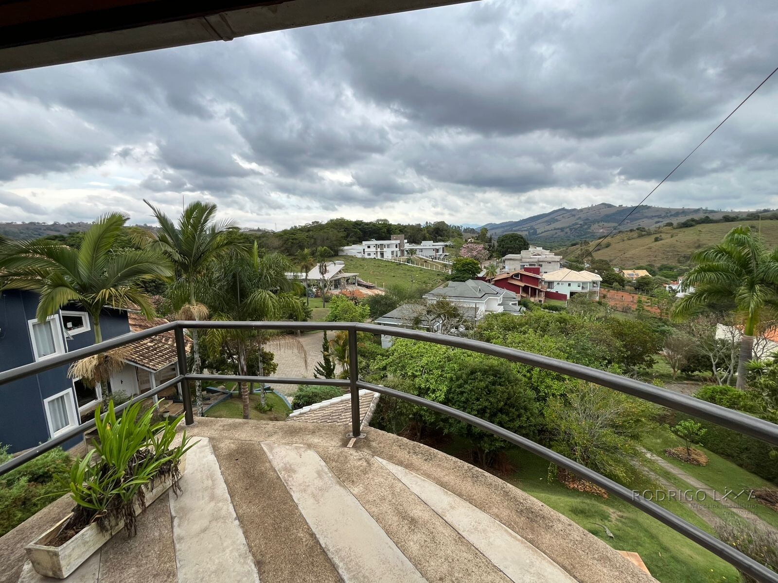 Casa de alto padrão para venda próximo a São Lourenço MG