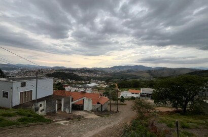 Linda casa para venda em São Lourenço MG