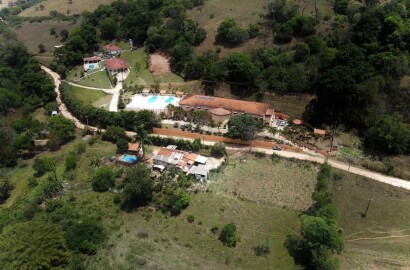 Lindo Hotel Fazenda para venda em Estiva MG.