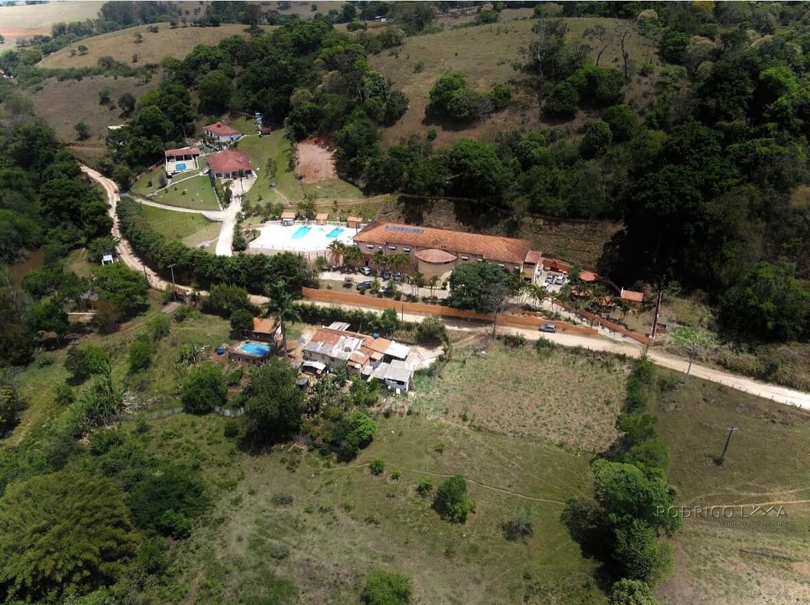 Lindo Hotel Fazenda para venda em Estiva MG.