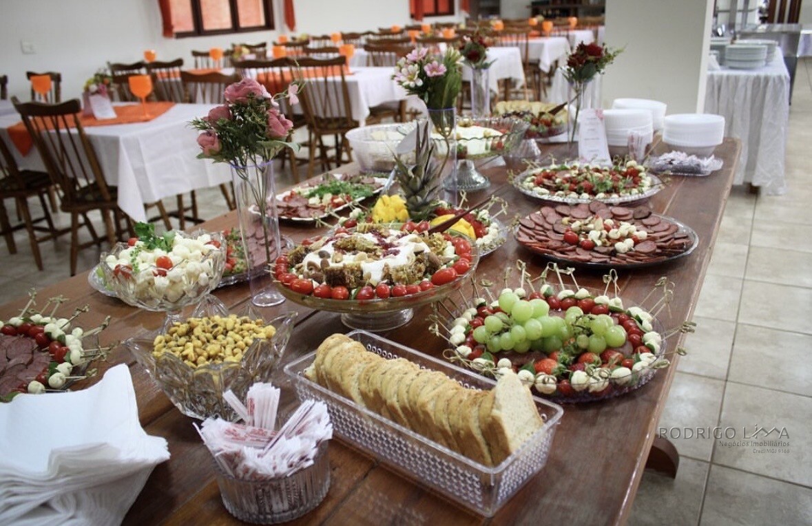 Lindo Hotel Fazenda para venda em Estiva MG.