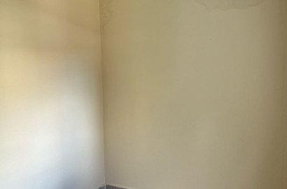 Imóvel com duas casas e ponto comercial para venda em São Lourenço - MG.