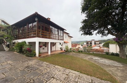 Casa de Alto Padrão para venda em Itanhandu Mg