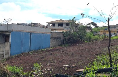 Lote plano para venda em São Lourenço MG