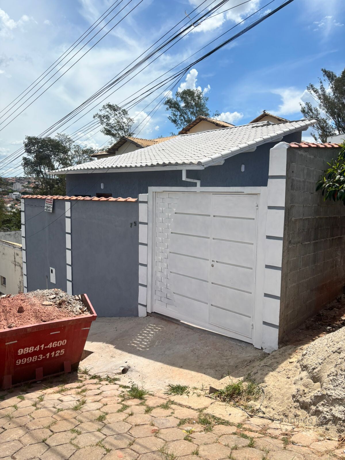Casa a venda em São Lourenço - MG.