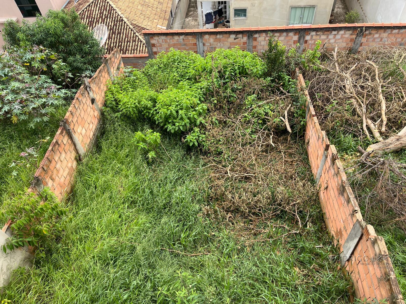 Casa a venda em ótimo bairro em São Lourenço MG