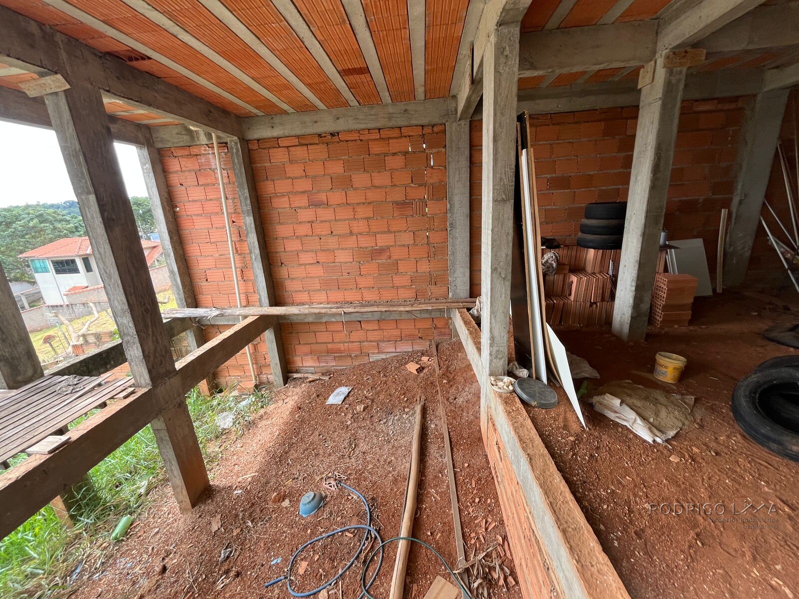 Casa a venda em ótimo bairro em São Lourenço MG