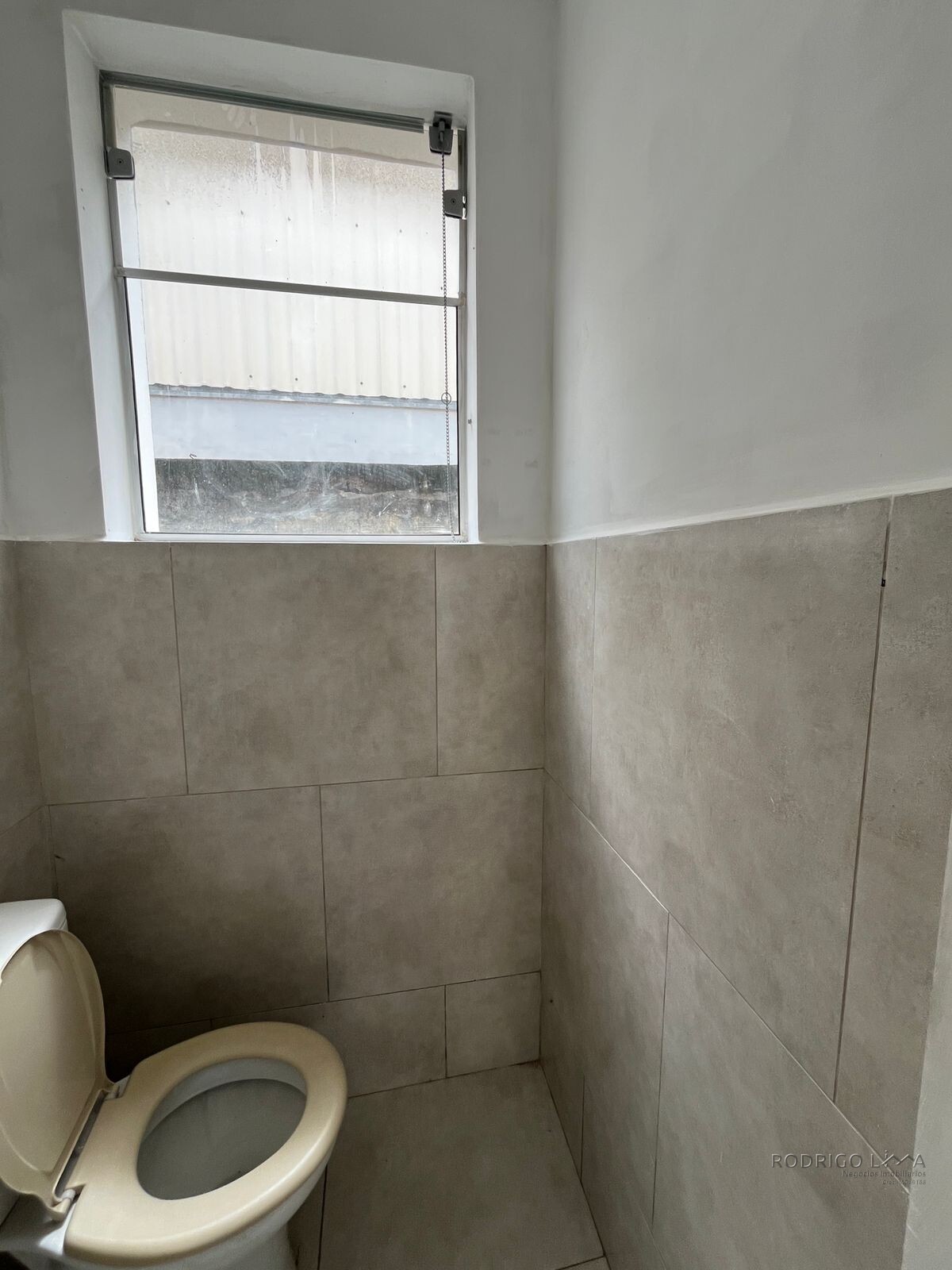 Loja para locação no centro de São Lourenço MG