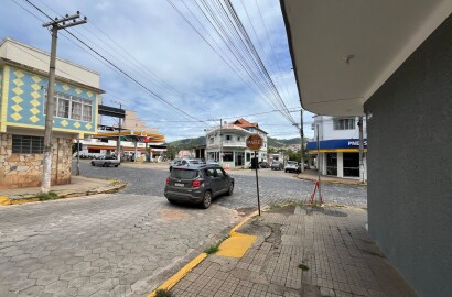 Loja para locação no centro de São Lourenço MG