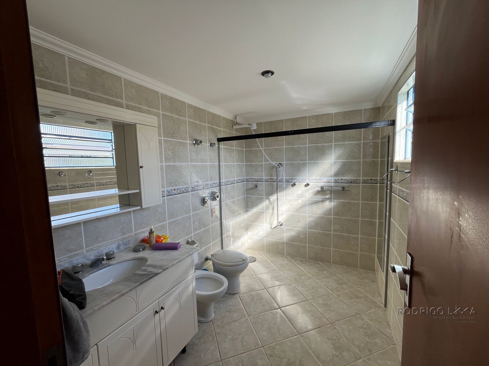 Casa para venda em bairro de alto padrão em São Lourenço MG