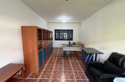 Casa para venda em bairro de alto padrão em São Lourenço MG