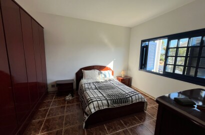 Casa para venda em bairro de alto padrão em São Lourenço MG