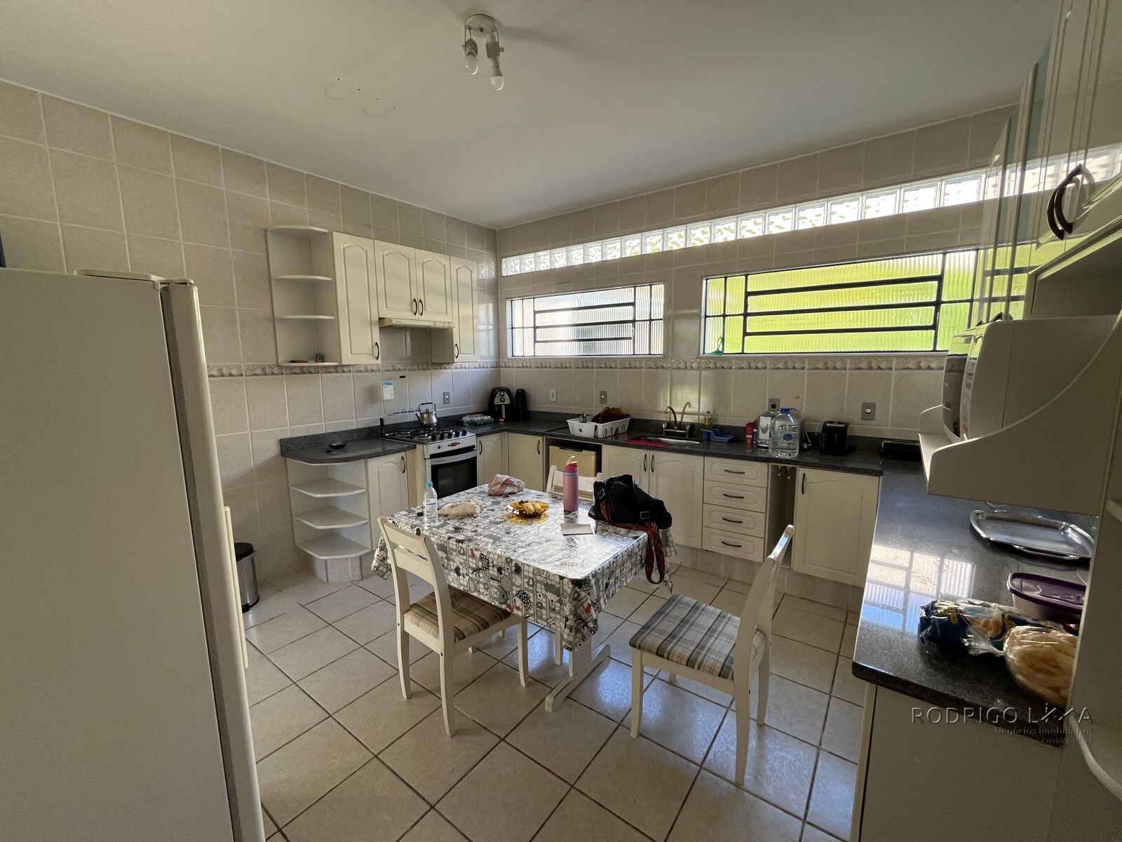 Casa para venda em bairro de alto padrão em São Lourenço MG