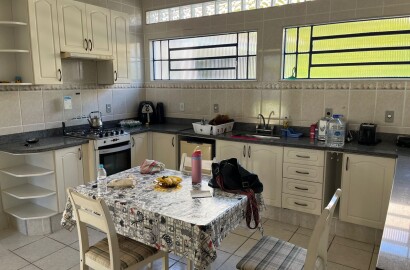 Casa para venda em bairro de alto padrão em São Lourenço MG